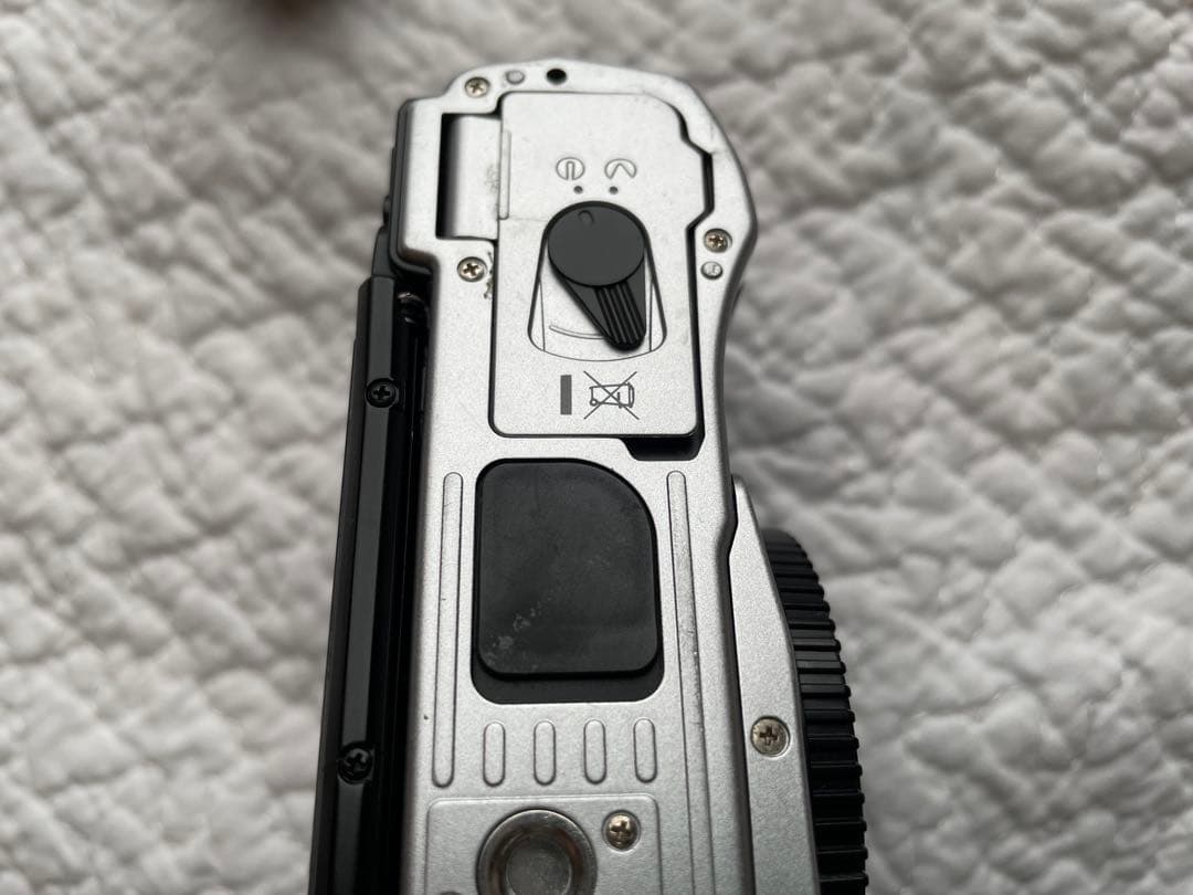 【ジャンク】OLYMPUS OM-D E-M5