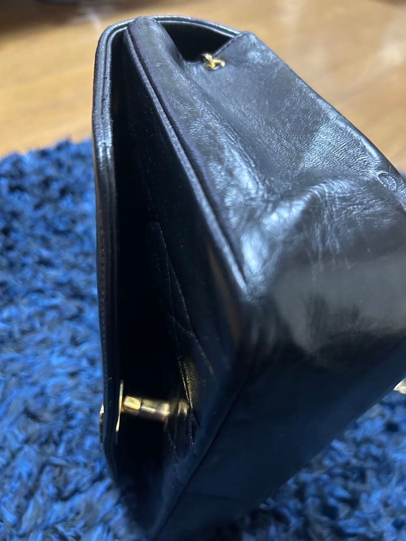 CHANEL ブラック キルティング ショルダーバッグ