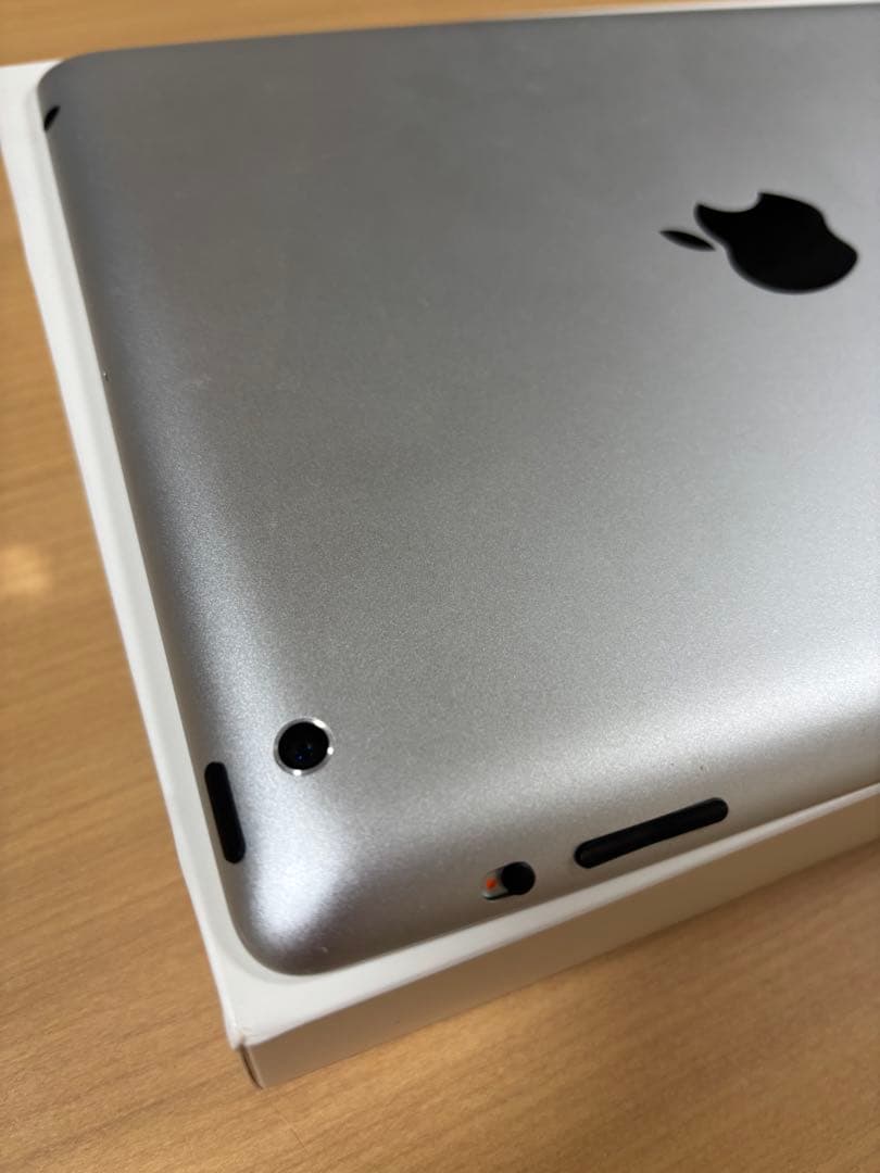 Apple iPad 第4世代 WiFi 16GB MD513J/A ホワイト