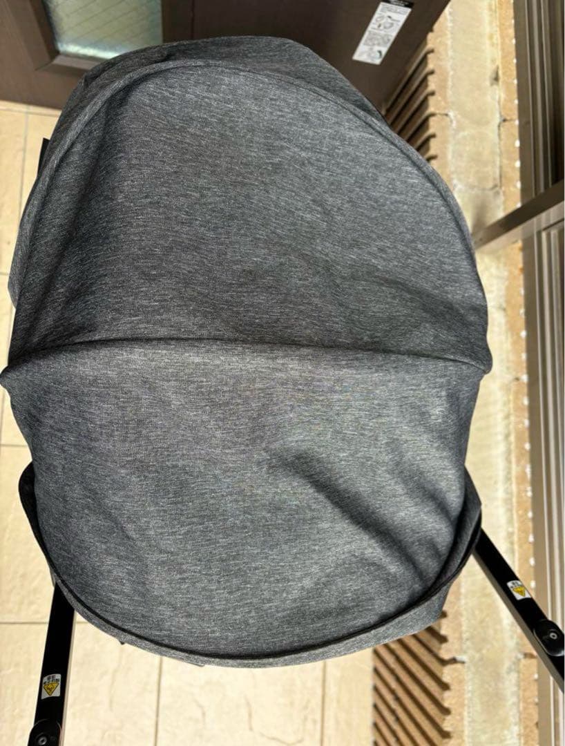 【2025年購入】コムペット ミリミリライトαブラック　ペットカート