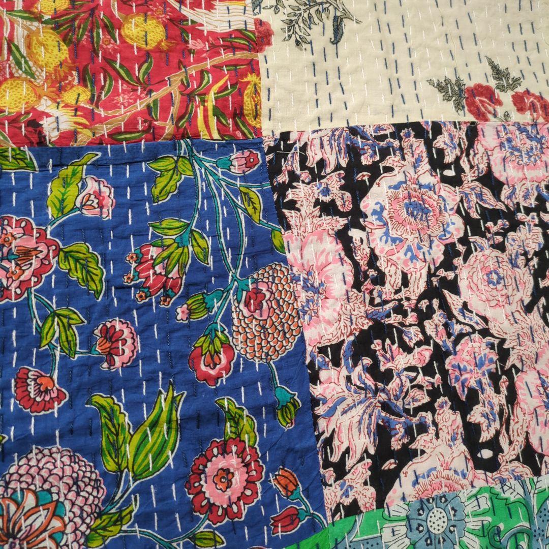 105ꕤ︎︎パッチワーク 手作りカンタキルト プリント マルチカバー 手作り