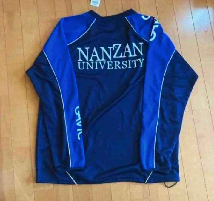 【新品未使用】サッカー部トレーニングウェアとピステウェア　南山大学　XL