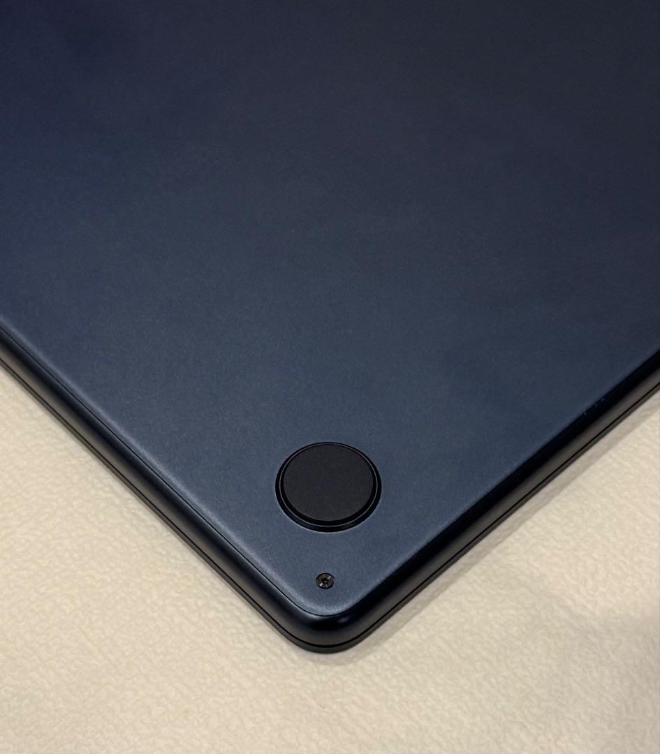 Macbook M2 Air 2022 ミッドナイト 8GB Apple