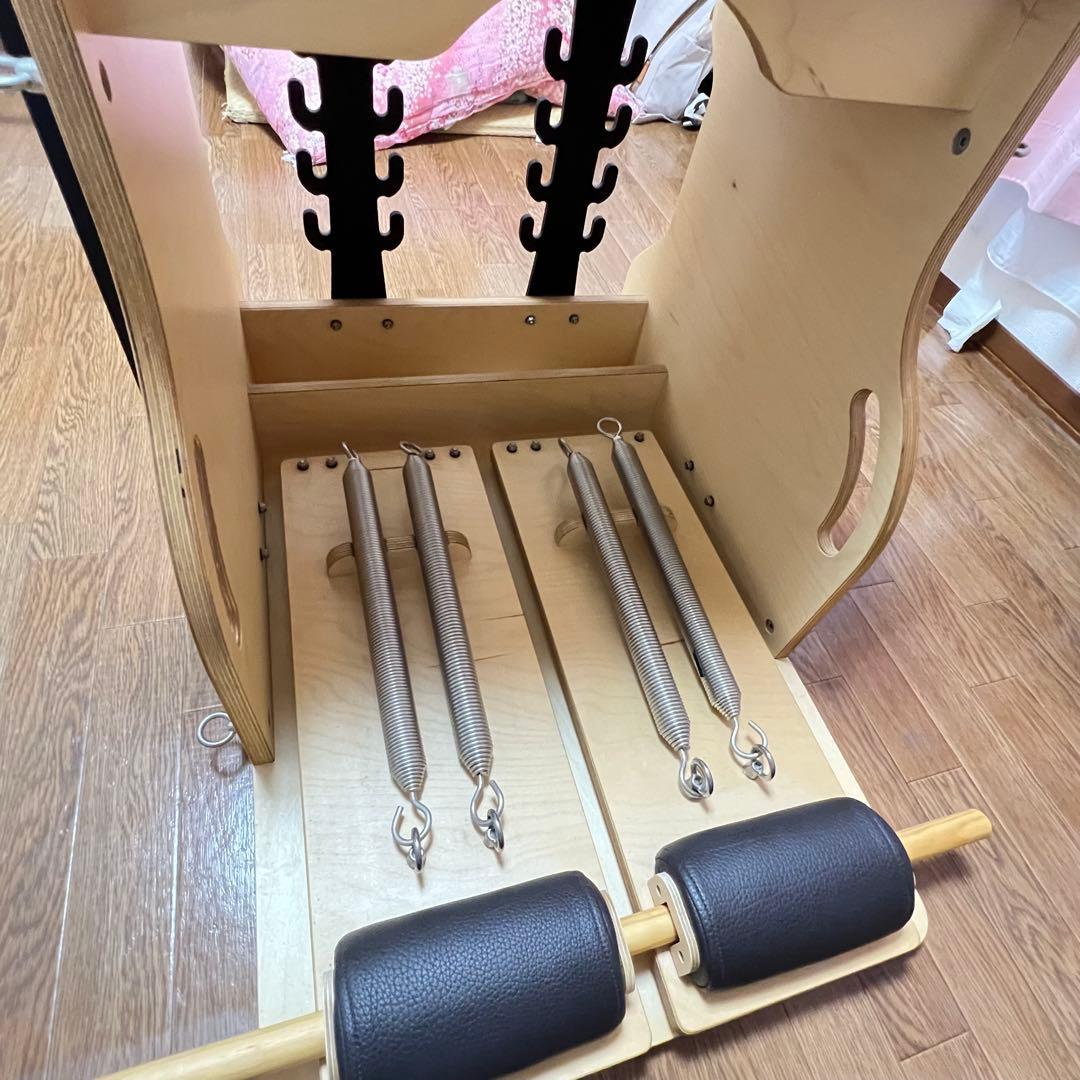 ピラティスマシン　チェアー モーションケアケアピラティス　ブラウン