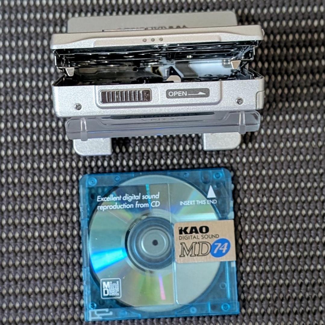 ジャンク品】SONY NET MD WALKMAN MZ-N1