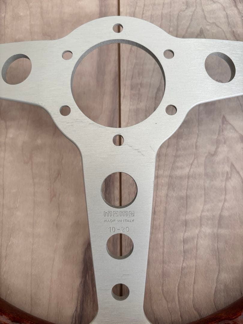 MOMO HERITAGE LINE INDYステアリング　35φ