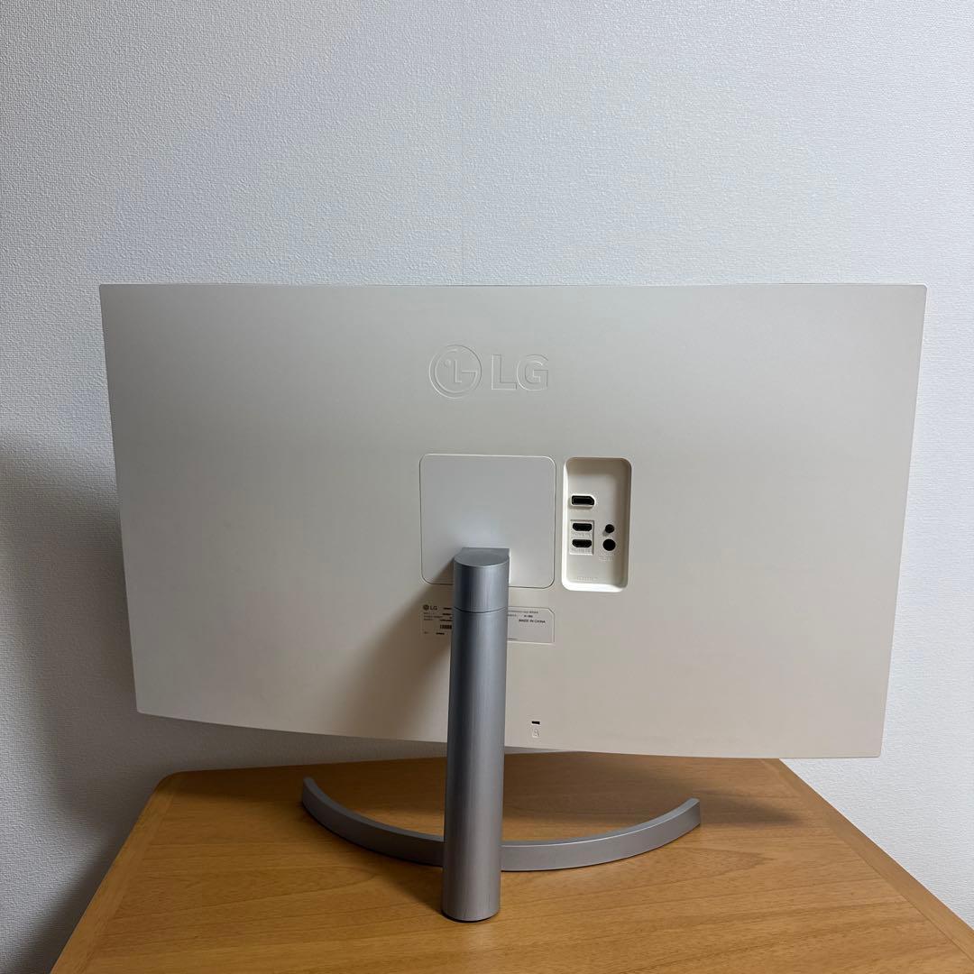 LGモニター31.5インチ【32UN500-W】4K/VA/HDMI/DP