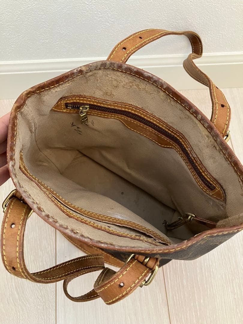 ルイ・ヴィトンのモノグラム プチ・バケット