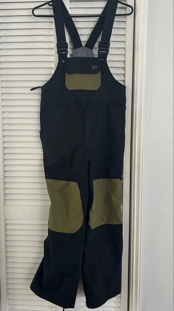 ESTIVO ゴールドウィン　スノーボードウェアセット