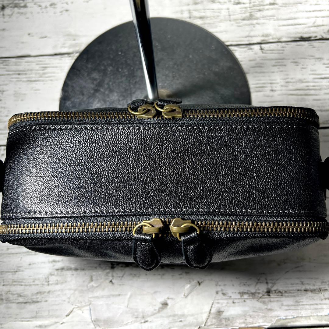 ＊sara＊✨Dakota ダコタ お財布ショルダーバッグ斜め掛けレザー黒