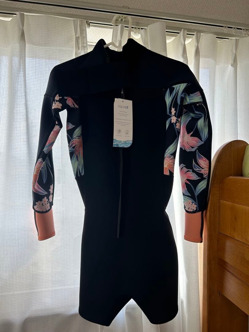 最終価格　⭐︎新品未使用タグ付き⭐︎ロキシー　ROXY ロンスプ