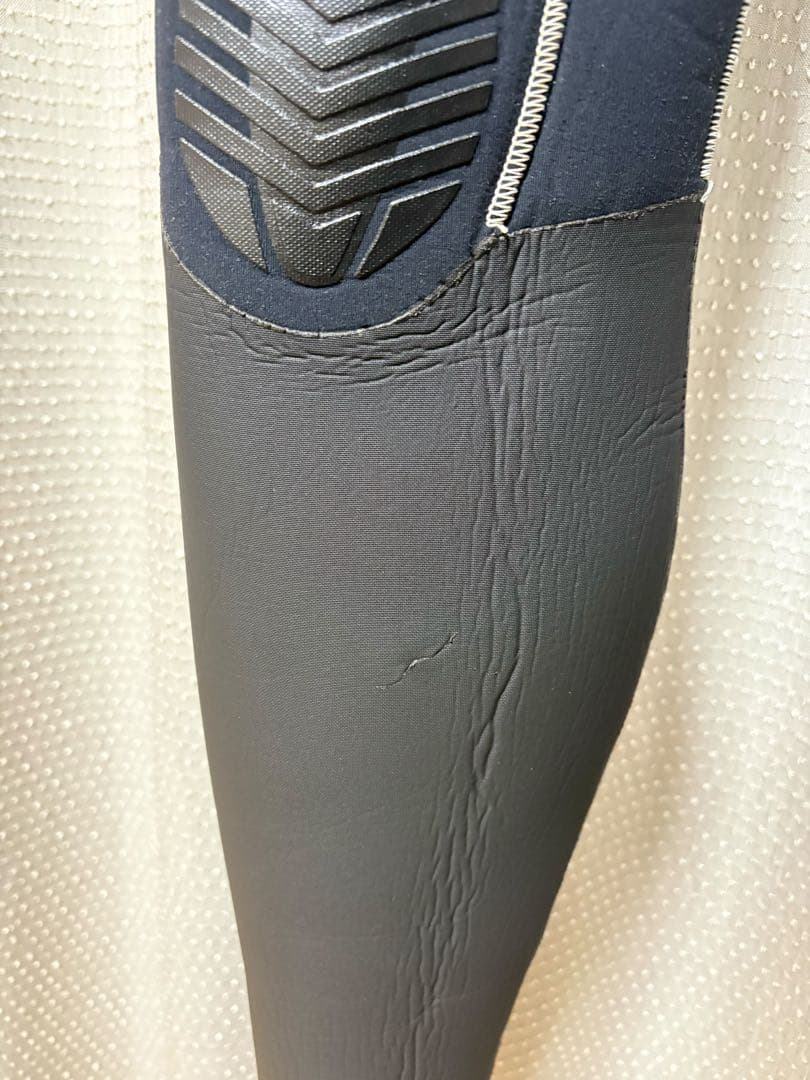 BILABONG(ビラボン)5×3mm セミドライ メンズMLサイズ