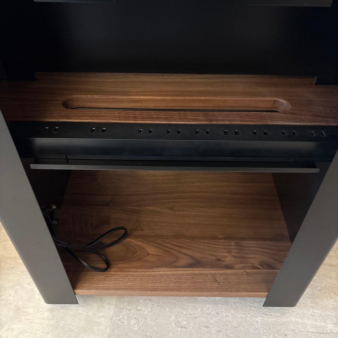 WAAKwagon CUBE ワアクワゴン キューブ モニターワゴン　デスク