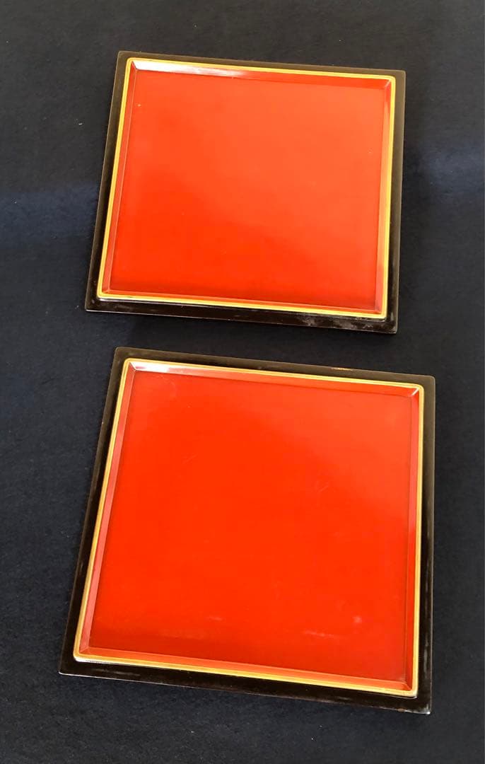 《R》黒内朱 沈金鶴亀松竹梅図 四段重 替蓋付 木製漆器 木箱 260121き6