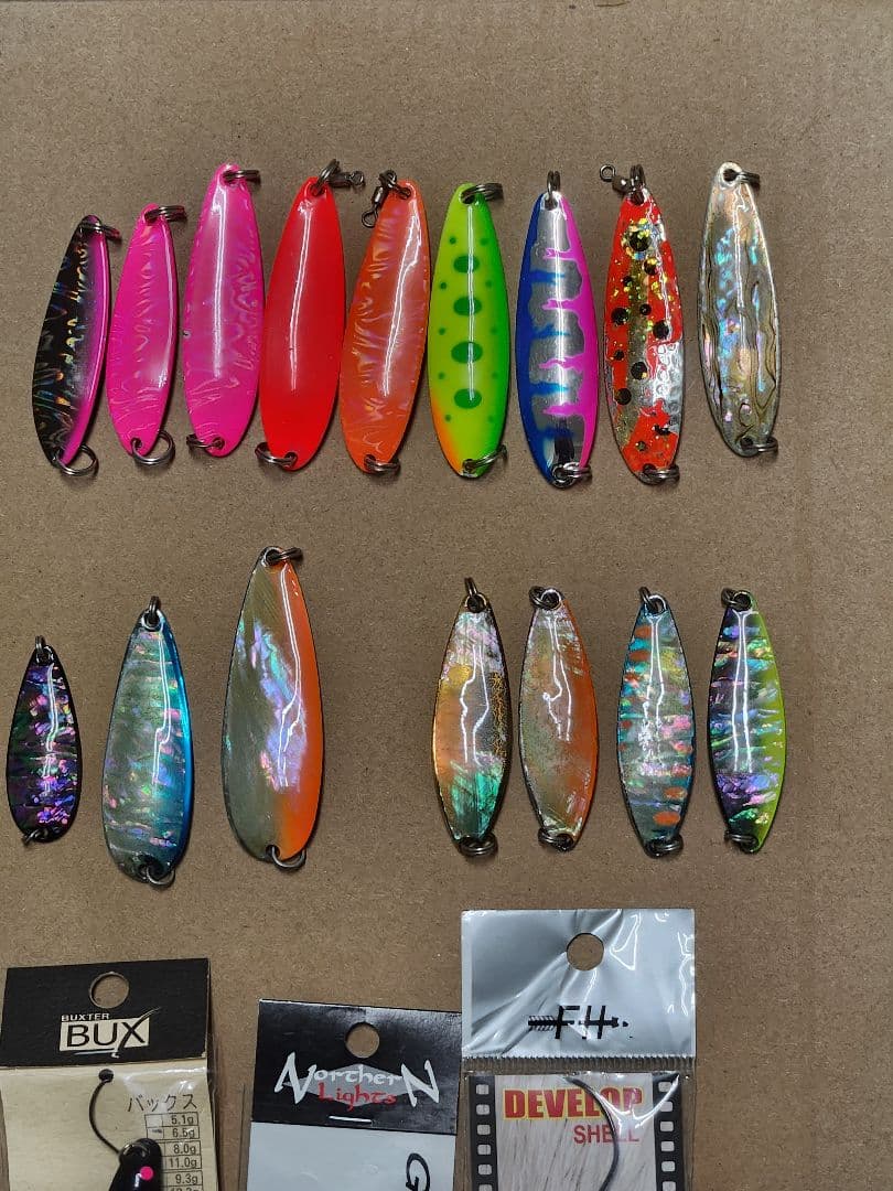 スプーンルアーセット 多色 35個4g～25g