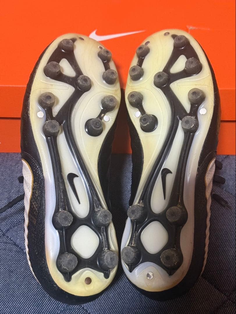 Nike ティエンポ サッカー スパイク ブラック