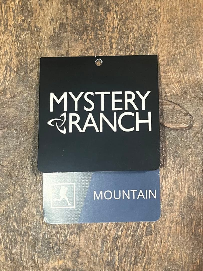美品 MYSTERY RANCH ビンドル 20レザータグ 希少 缶バッチ付き