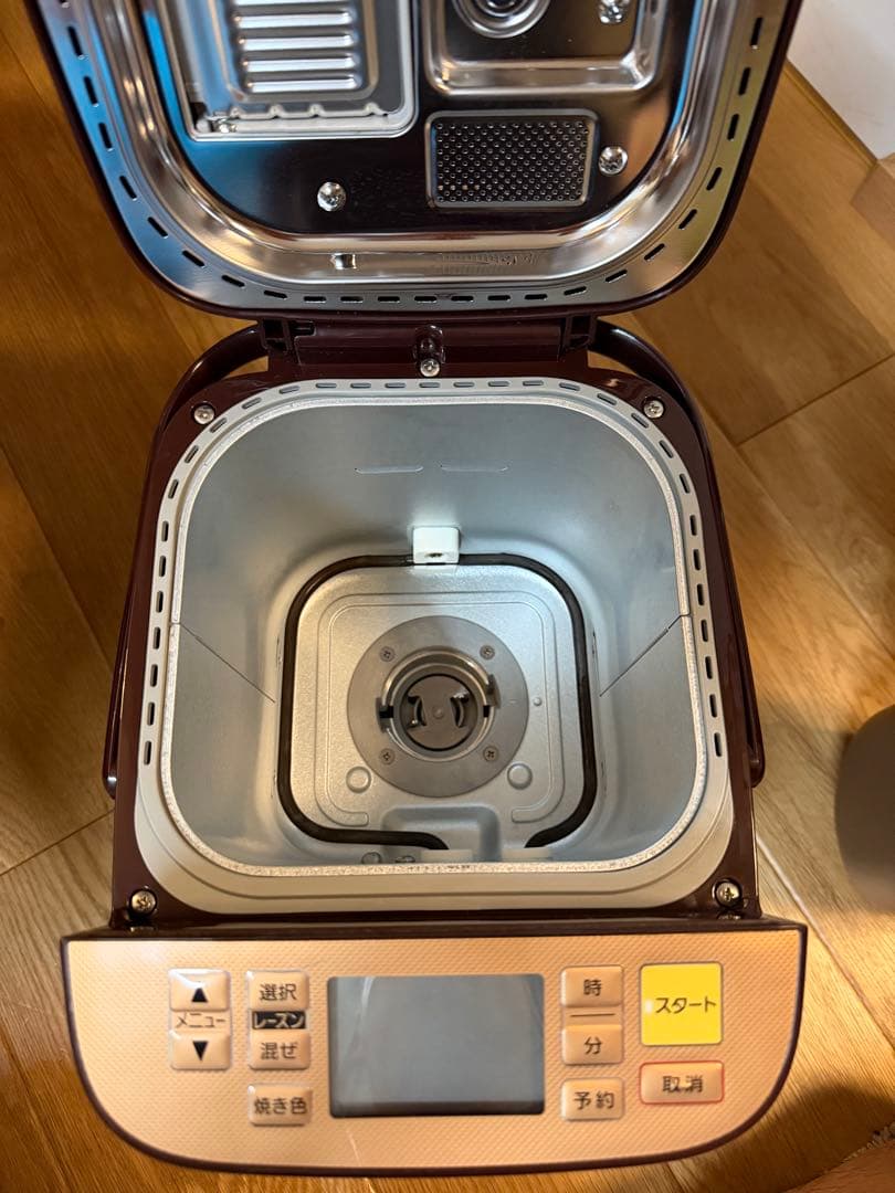 【ほぼ未使用】Panasonic ホームベーカリー SD-BMT1001-T