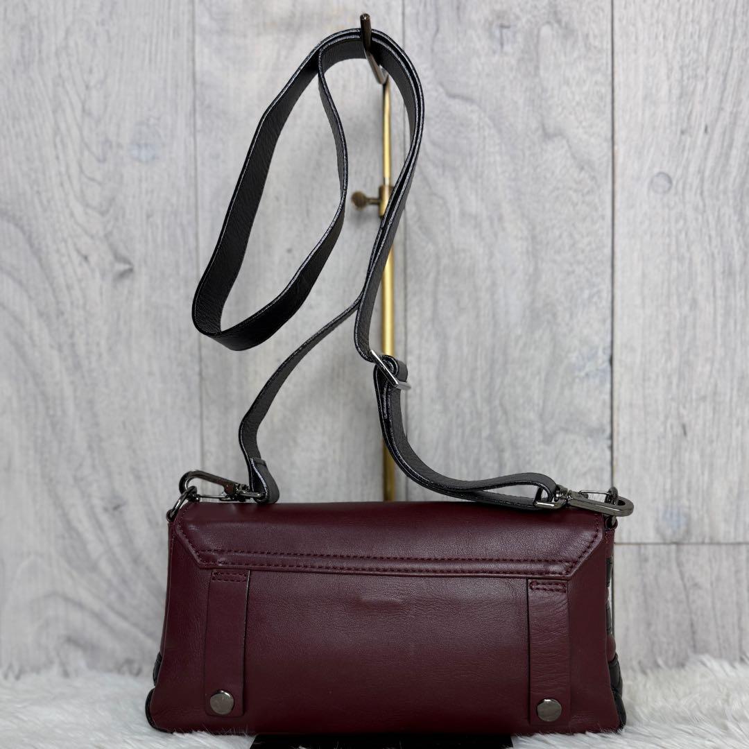 希少♡Jean-Paul GAULTIER ゴルチエ ロゴ ショルダーバッグ