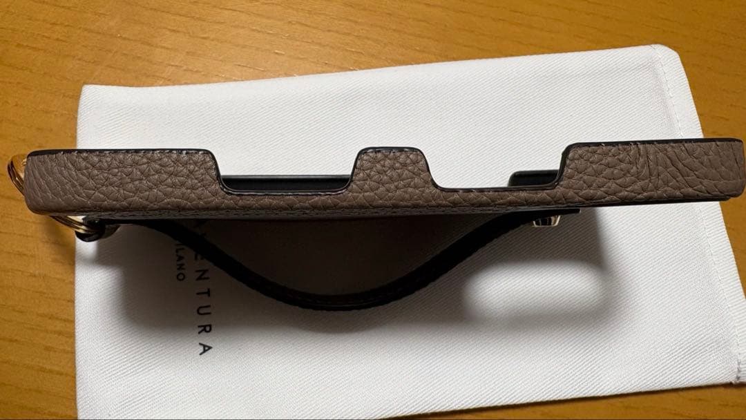 BONAVENTURA エトープ iPhone16 ケース