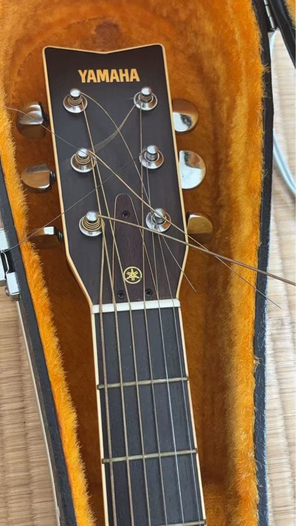 Yamaha アコースティックギター FG201 ハードケース付き