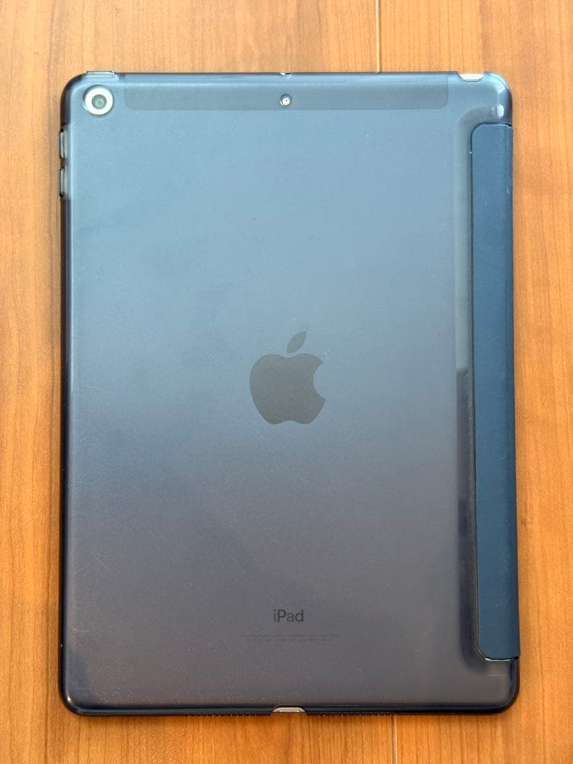 Apple iPad 第5世代本体 おまけ付きジャンク