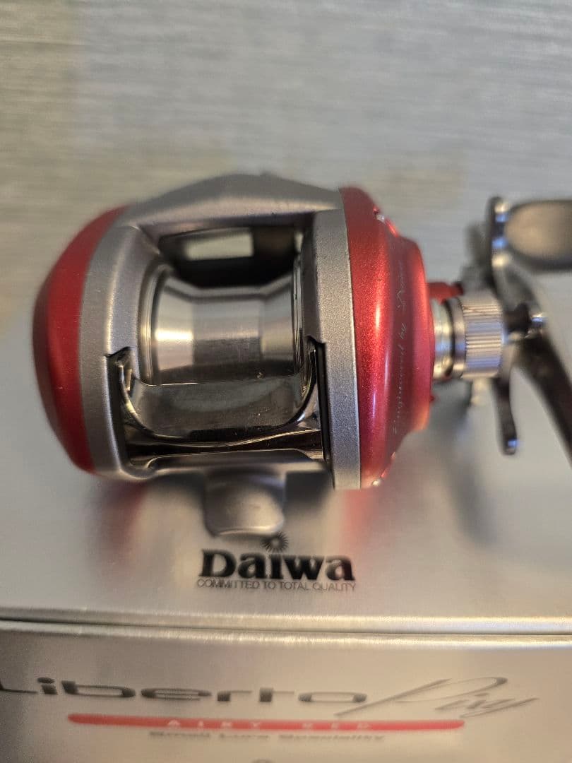 最終値下 リベルトピクシー　エアリーレッド リミテッドカラー　ベイトフィネス