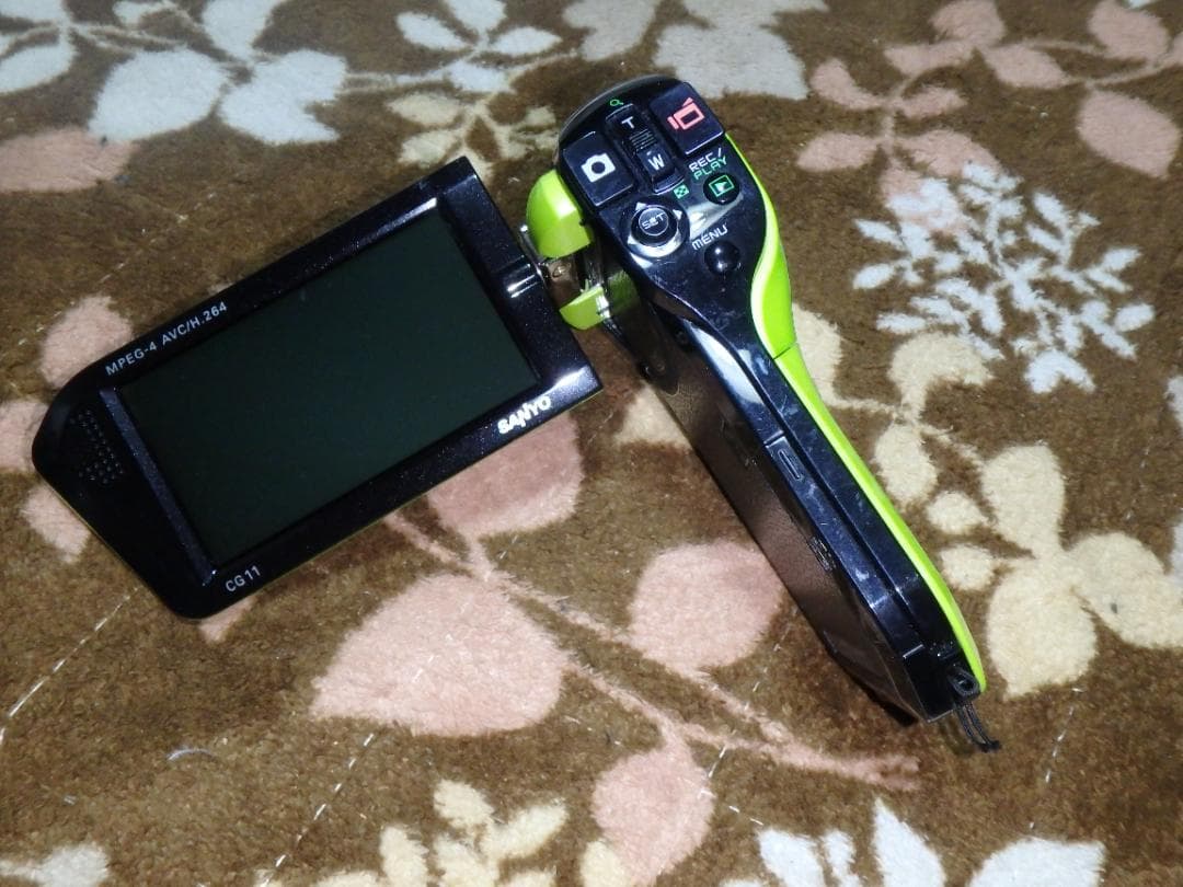 SANYO デジタルビデオカメラ DMX-CG11