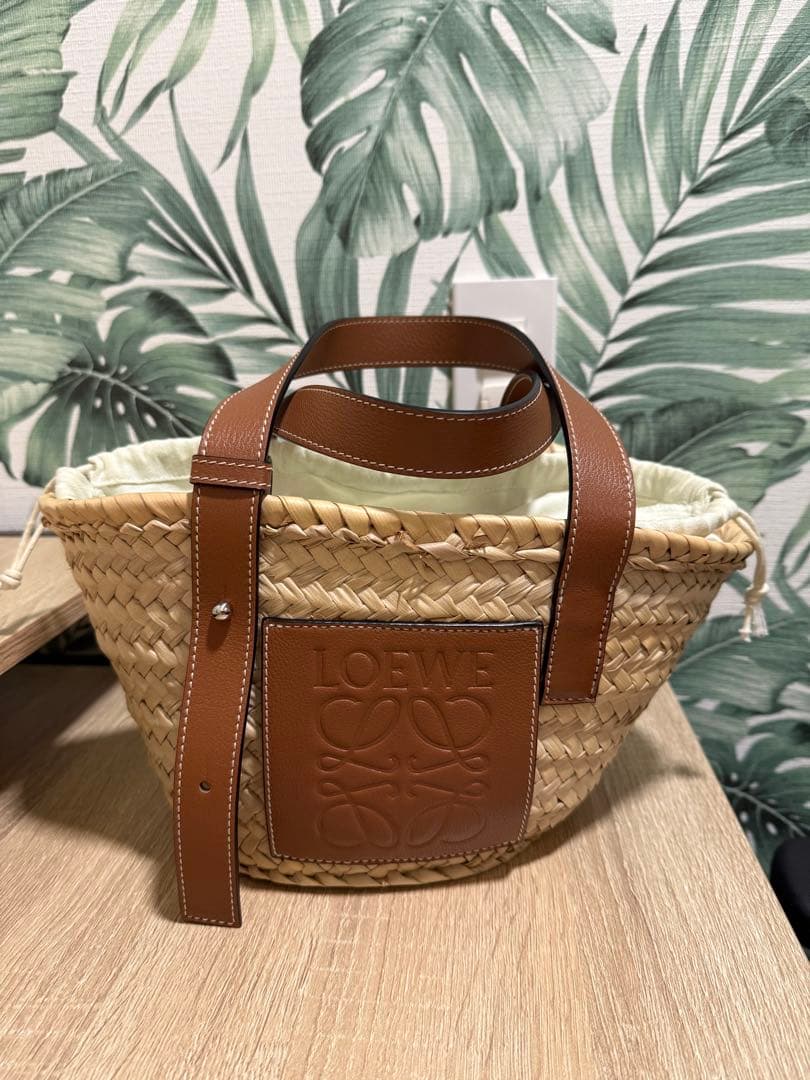 ロエベ　かごバッグ　LOEWE