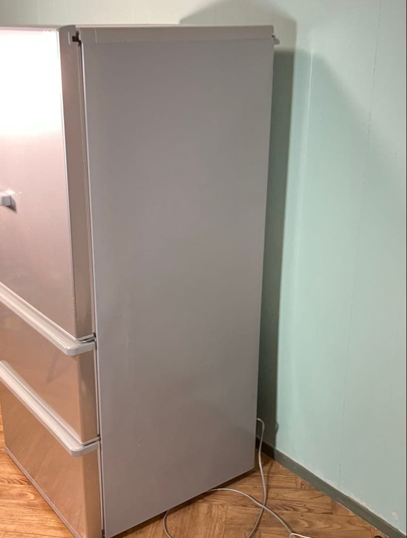 【送料込み】AQUA 冷蔵庫 中型 AQR-27K 272L 2021年 3ドア