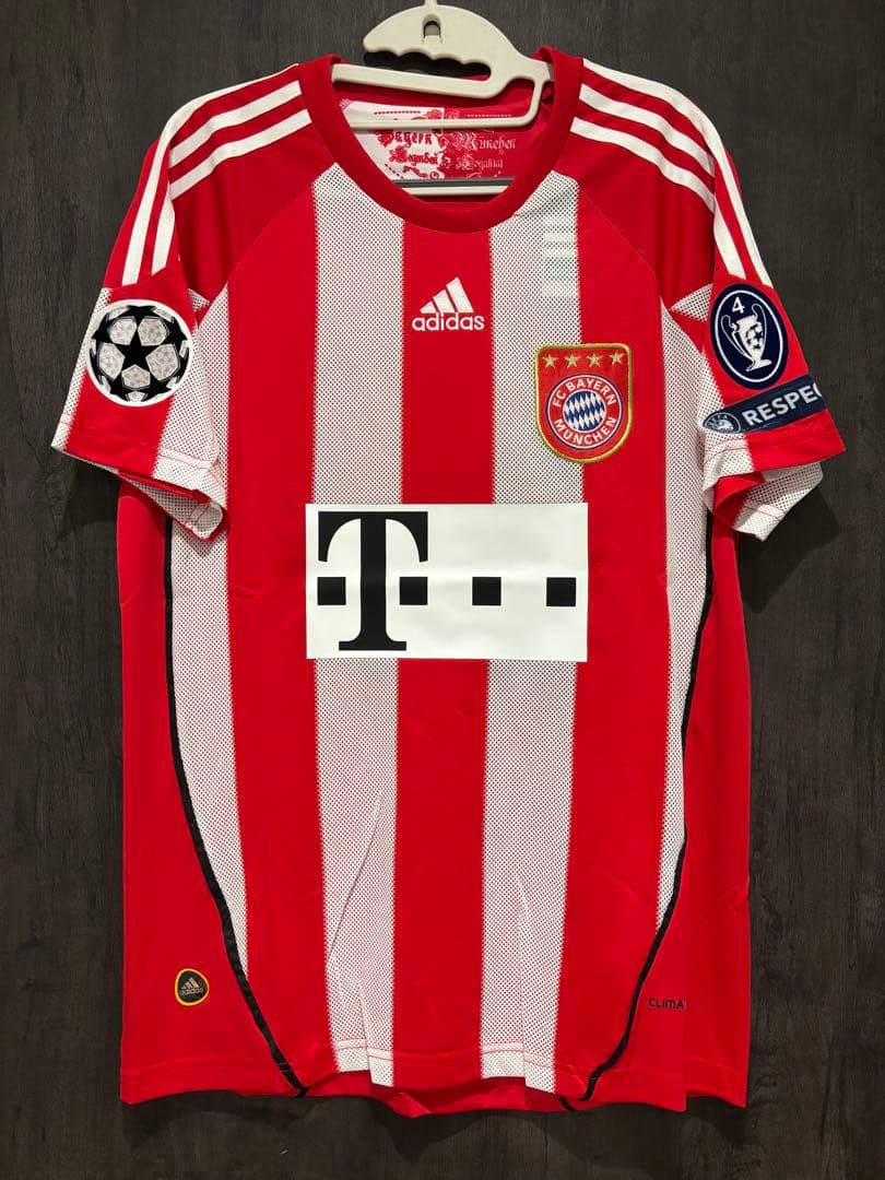 ロッベン　バイエルンミュンヘン　ユニフォーム