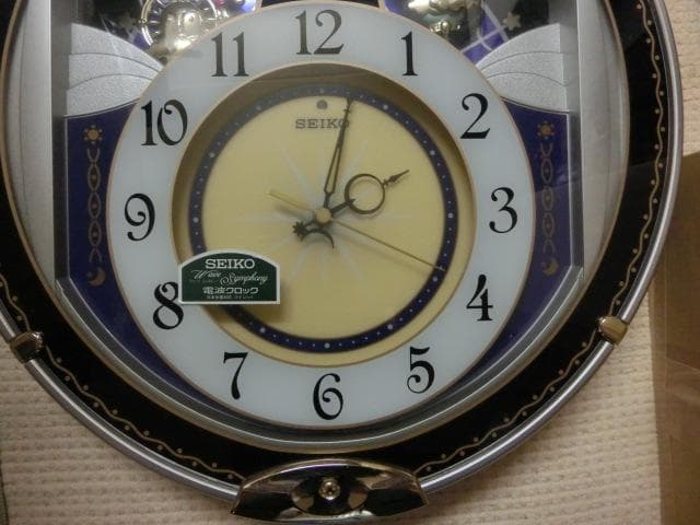 SEIKO 音楽付（5曲）からくり時計 ウェーブシンフォニー 約42×40cm