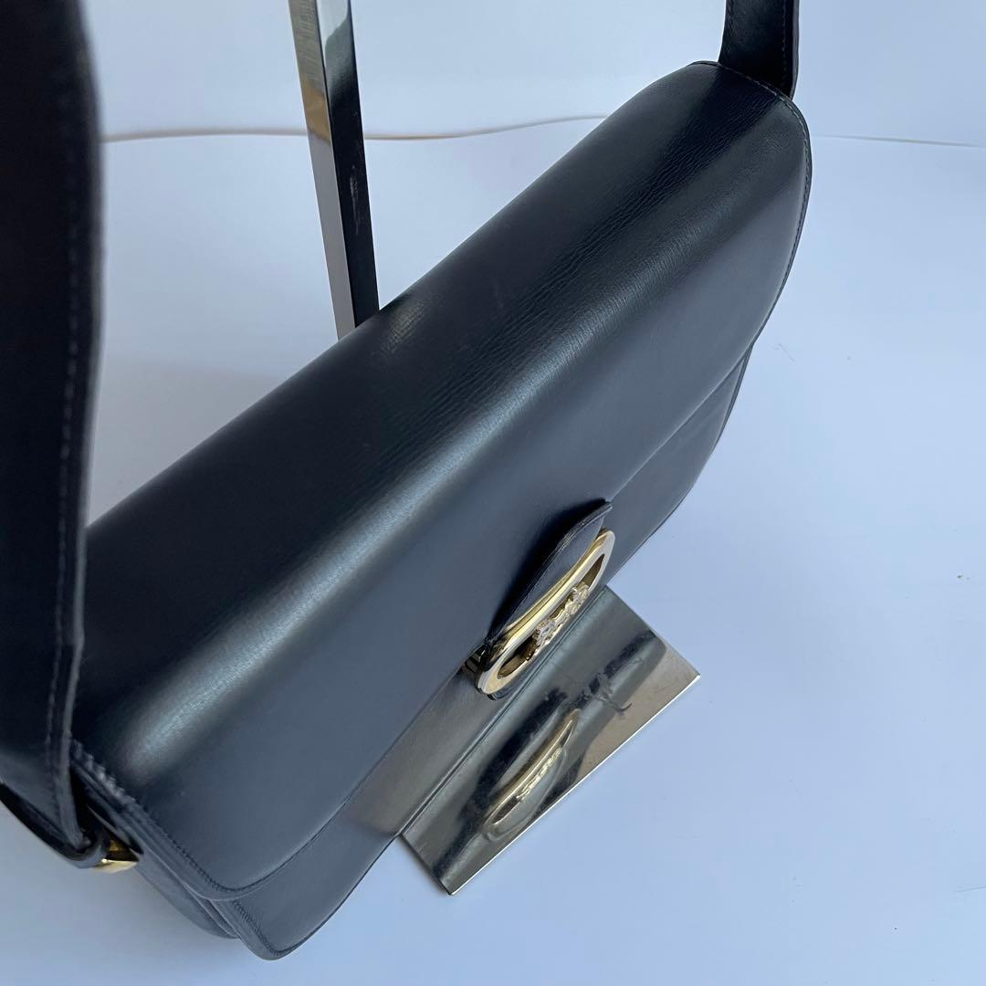 ✨極美品✨　CELINE ショルダーバッグ　馬車金具　紺　レザー　ビンテージ