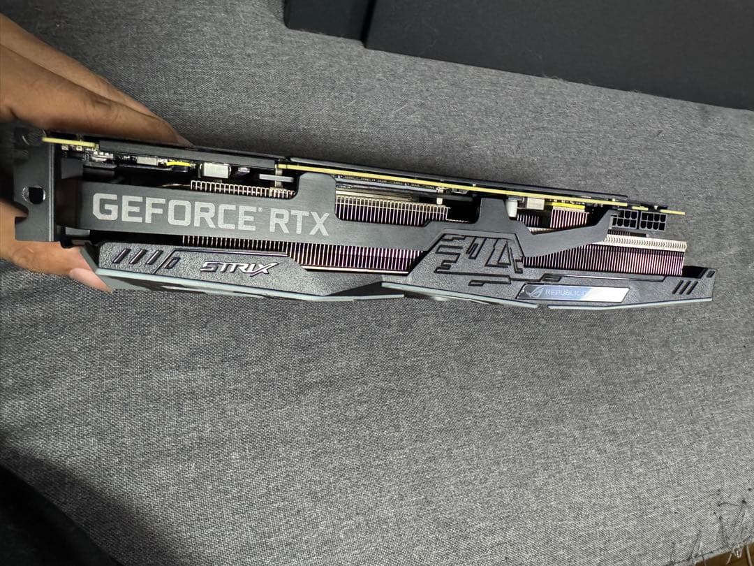 限定モデル 激レア ASUS ROG GeForce RTX 2080Ti