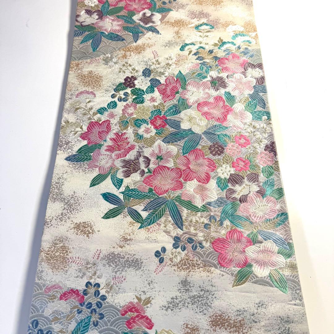 5k2413 袋帯　絹　本金箔　九百錦　白　銀色　ピンク　金色　緑　紫　青　花柄