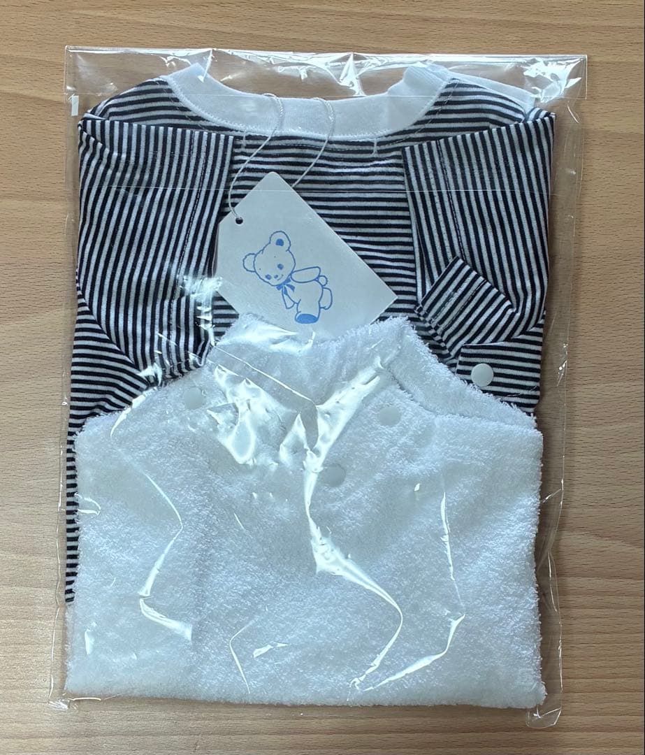 【送料込＆新品・未使用】ファミリア ロンパース 60