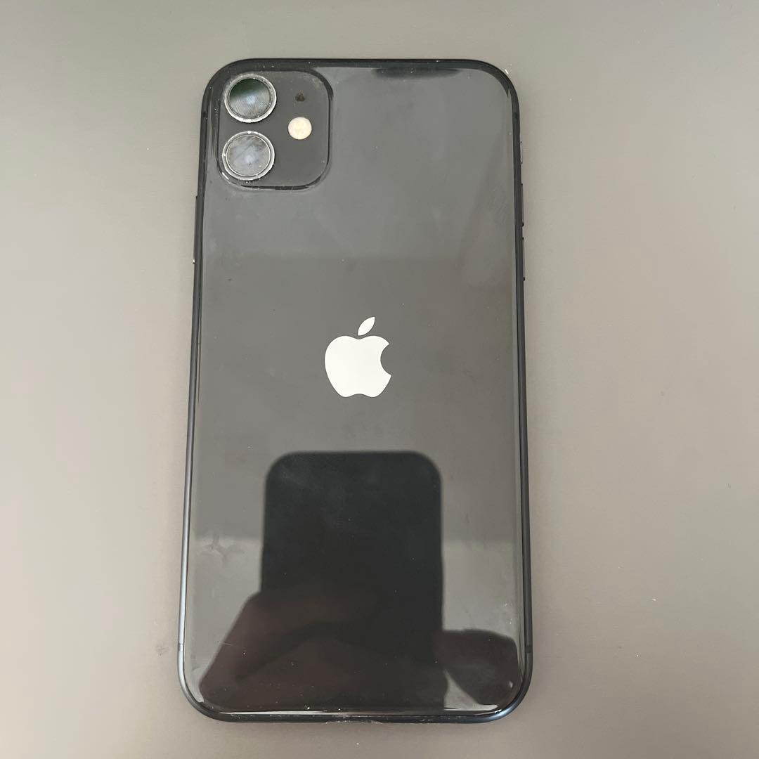 Apple iPhone 11 ブラック 本体