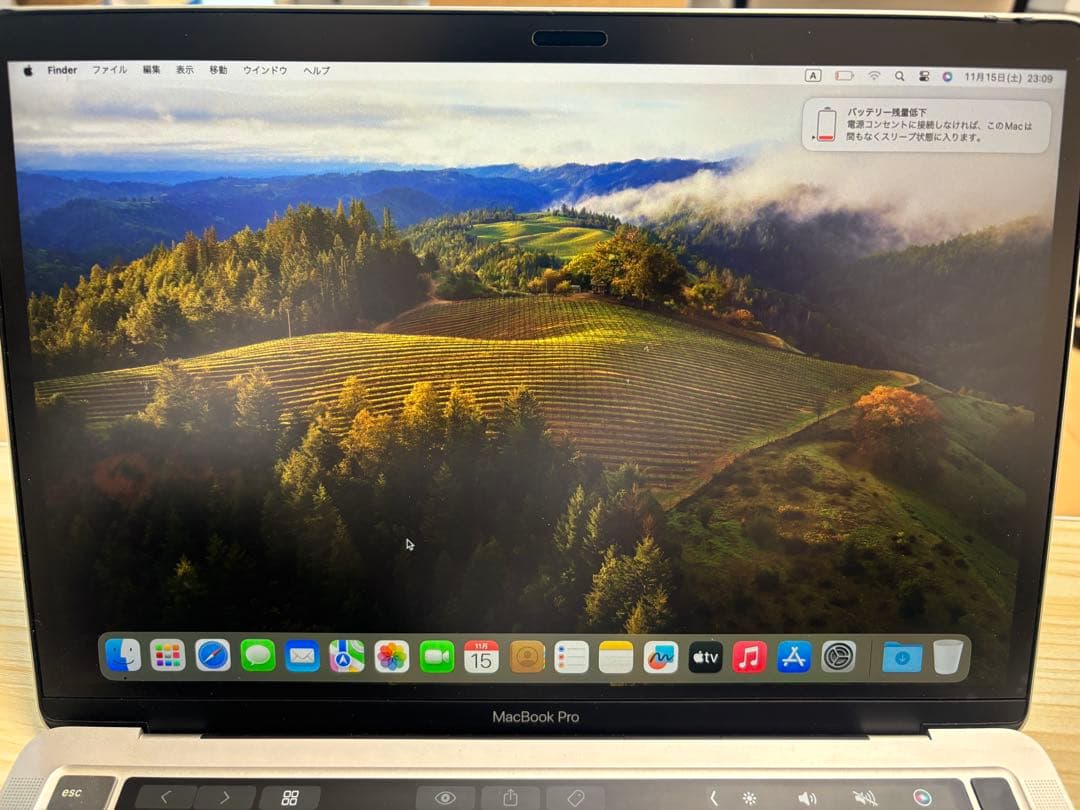 だじ出品 MacBook Pro (13-inch, 2020モデル)