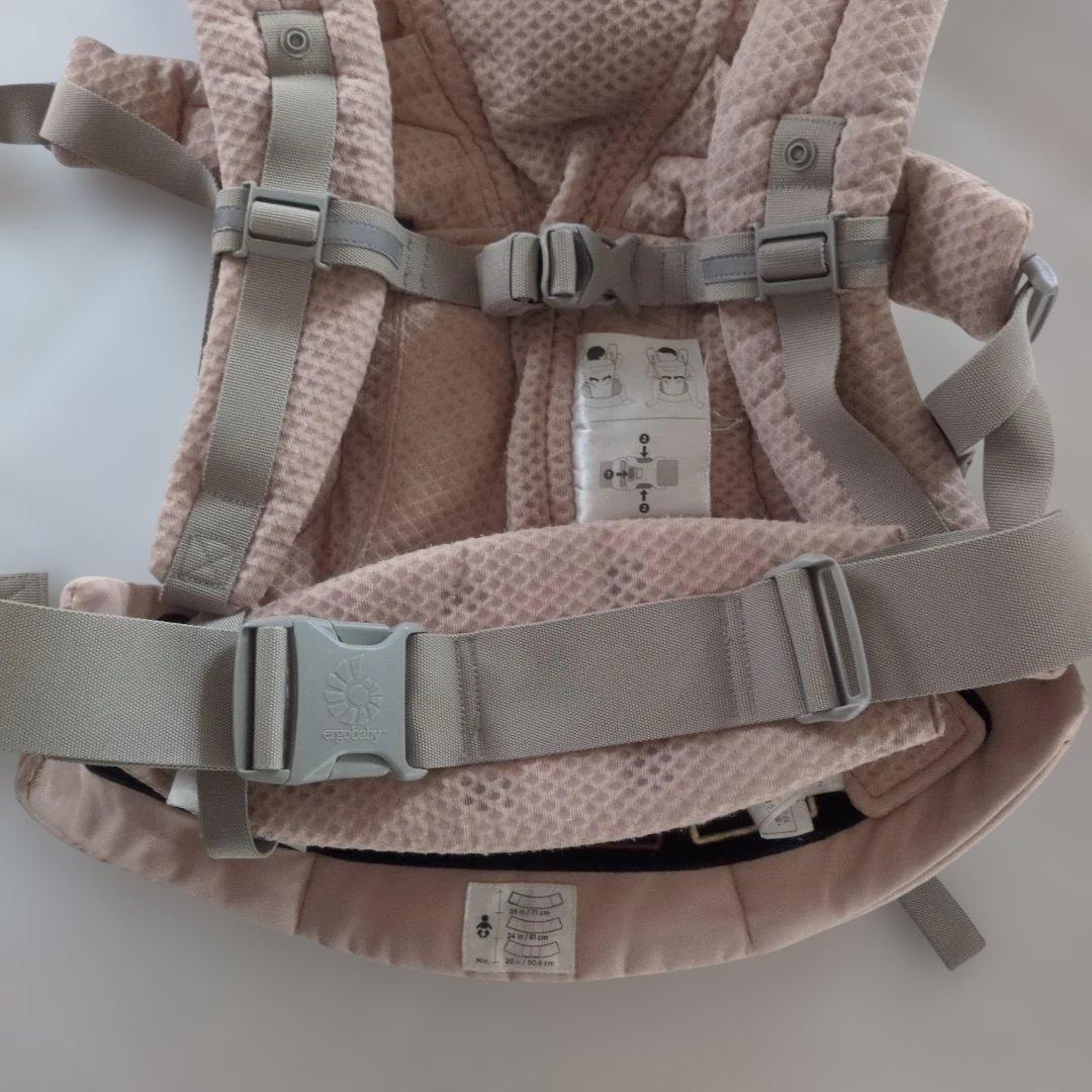 美品　ergobaby OMNI Breeze オムニブリーズ　抱っこ紐 ピンク