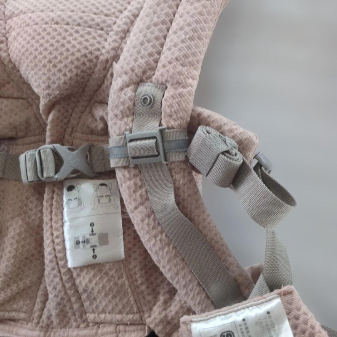 美品　ergobaby OMNI Breeze オムニブリーズ　抱っこ紐 ピンク