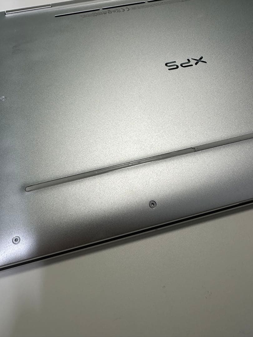 【4K 高画質タッチパネル】 DELL XPS13 16GBSSD512