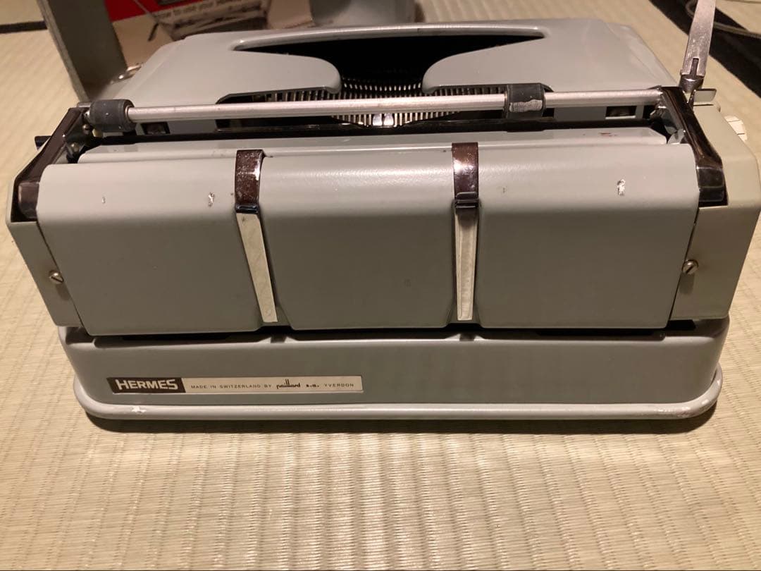 専用ページHermes 3000 タイプライター ケース付き　1970年　小瓶付