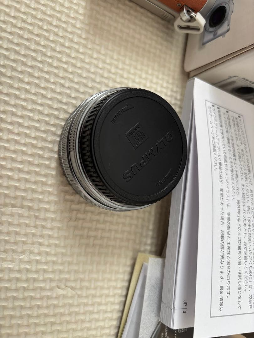 OLYMPUS PEN ミラーレス一眼カメラ　E-PL8