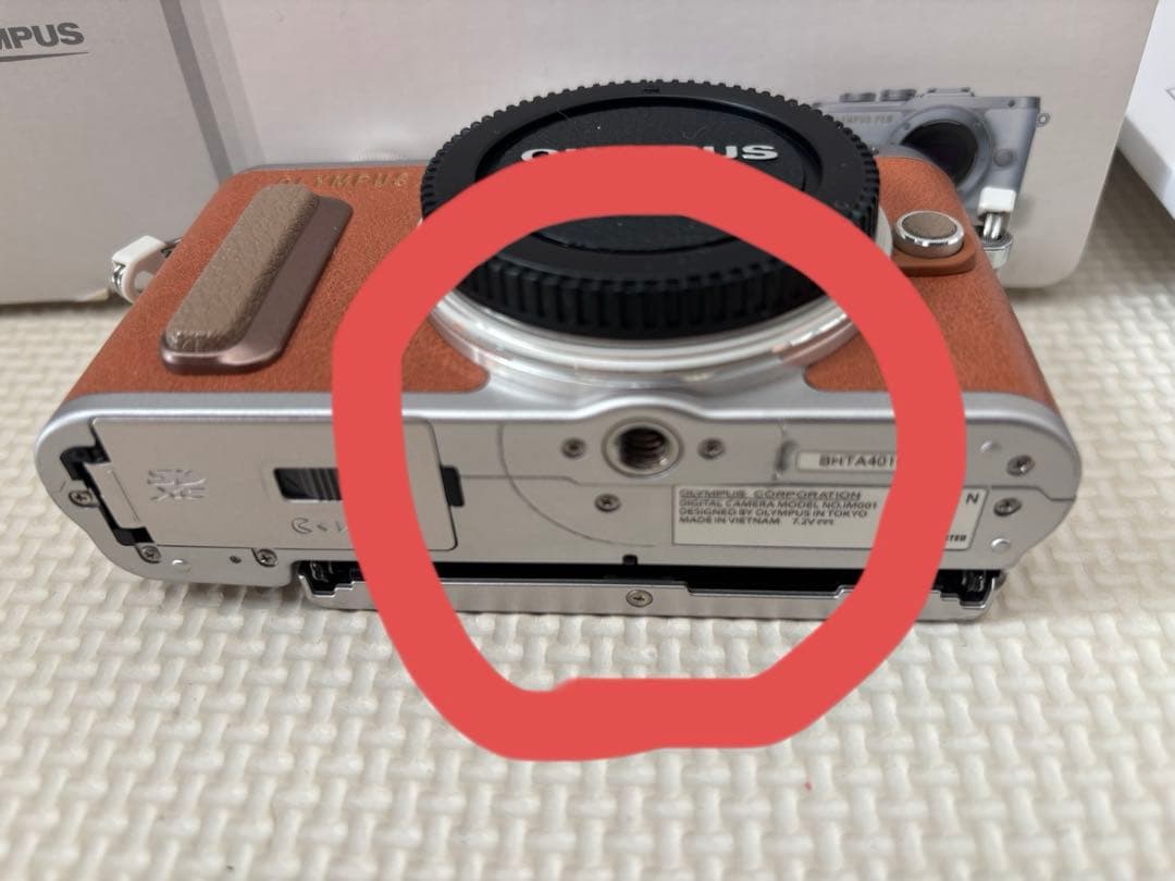 OLYMPUS PEN ミラーレス一眼カメラ　E-PL8