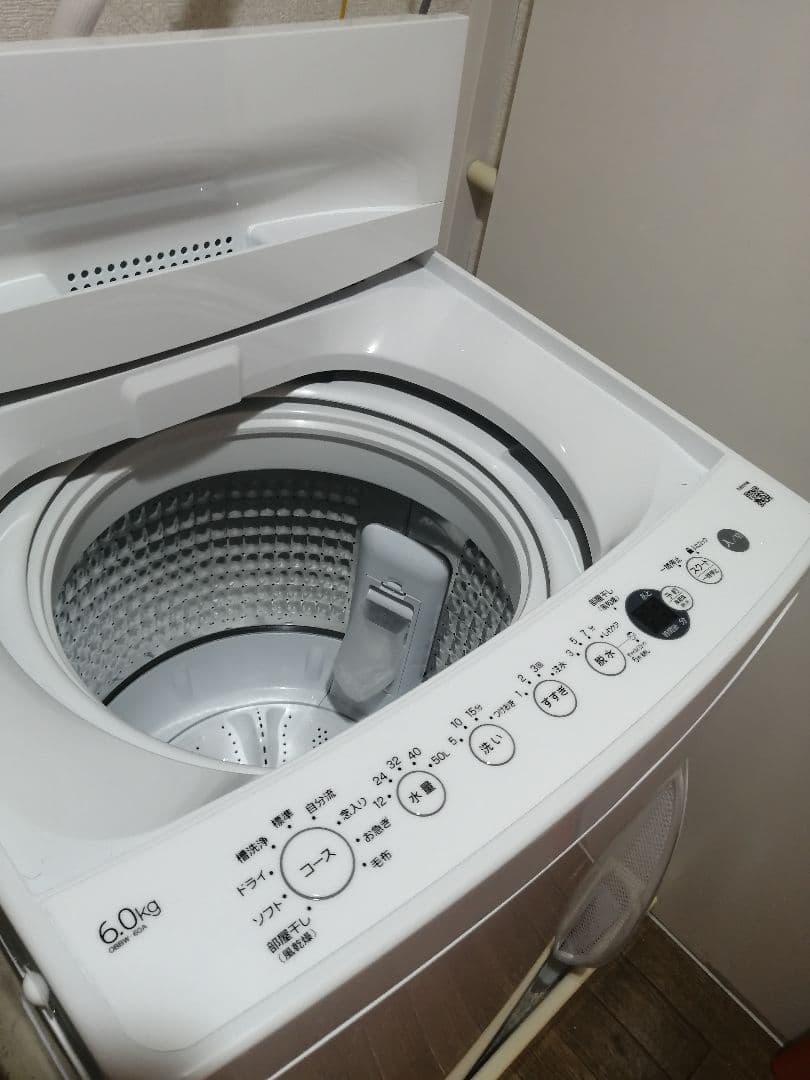 定価4万【新品に近い】コジマ×ビックカメラオリジナル　縦型洗濯機 本体　6kg