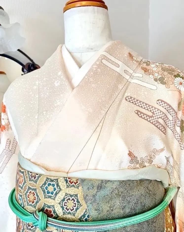 ご予約中です。未使用仕付け糸付 三松謹製 正絹訪問着 ヱ霞 麗しく雅なお色柄