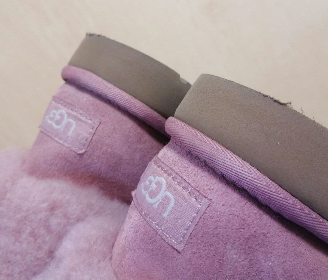 希少 アグ クラシック ミニ ウィスプ ブーツ 25.0cm