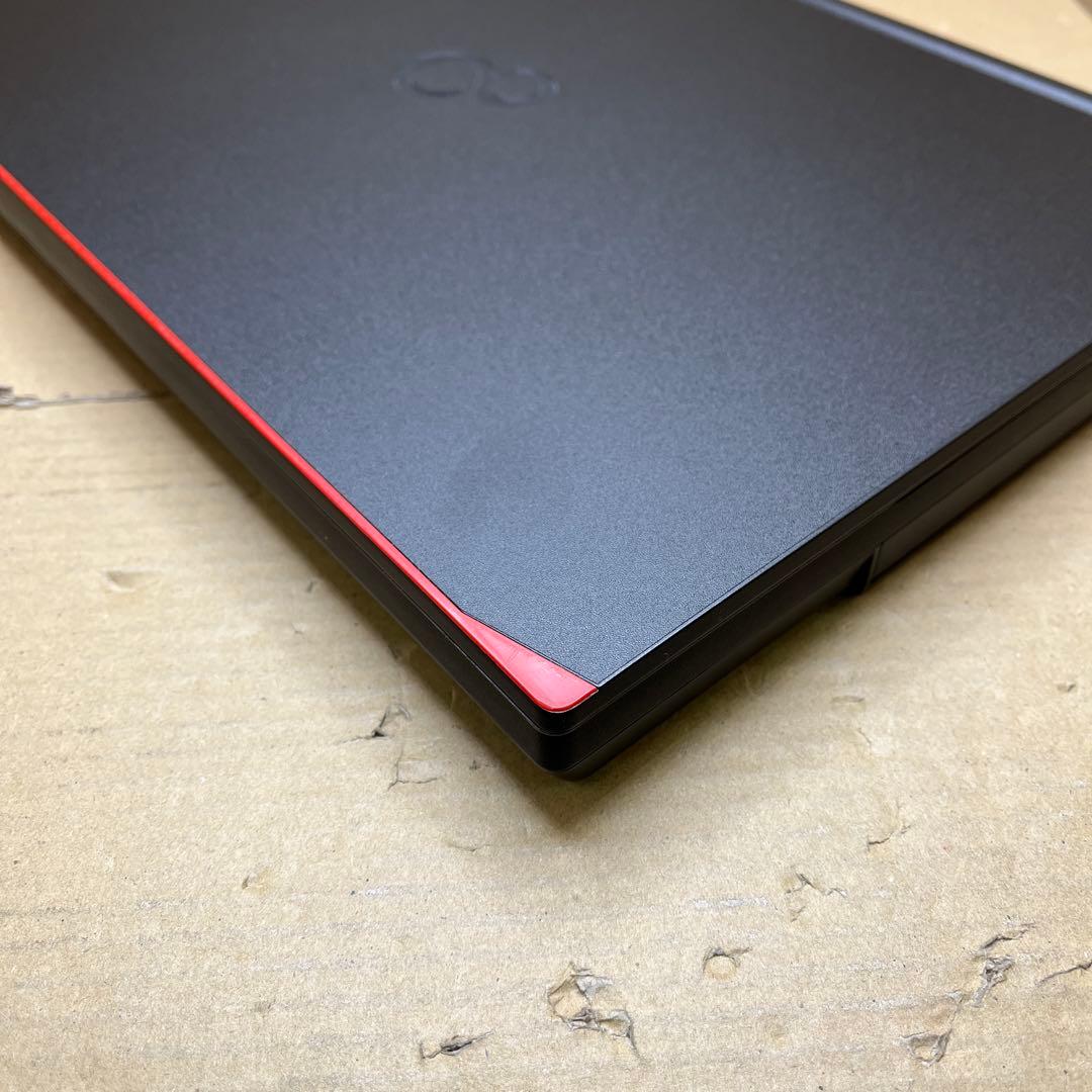 富士通 FMV LIFEBOOK A579/B FMVA64007