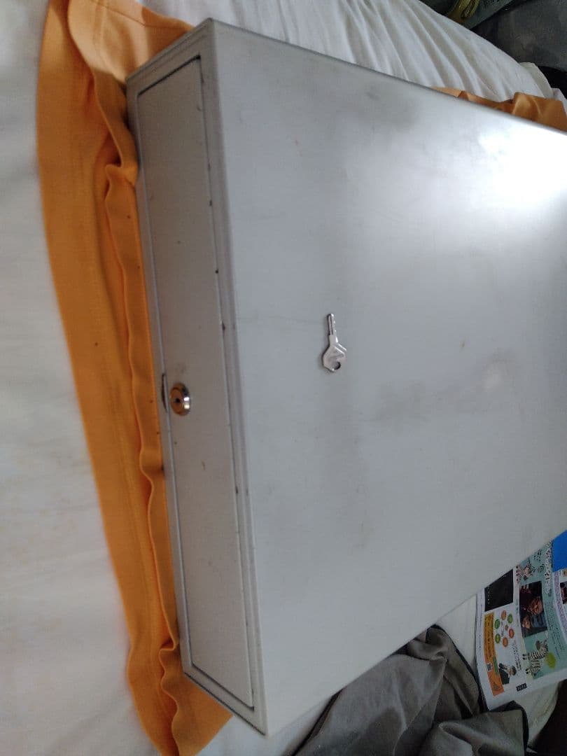 標本箱 鍵付き 白 金属製　Cash Register Drawer
