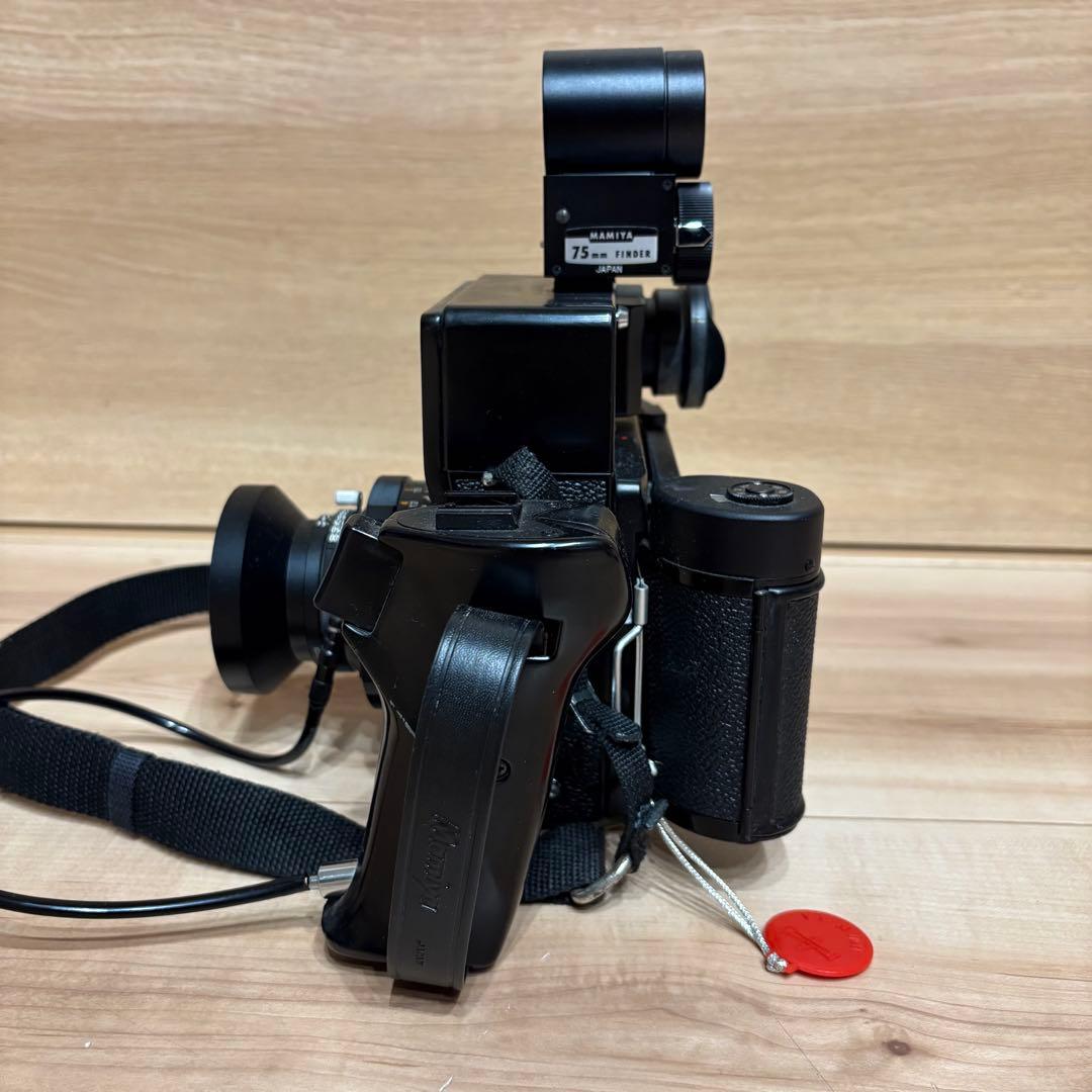N*A様 【レア】MAMIYA マミヤユニバーサルプレス　中判フィルムカメラ　付